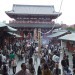 Tokyos älterster buddhistischer Tempel im Zentrum von Tokyo ist beliebt bei sowohl ausländischen aber auch japanischen Touristen.